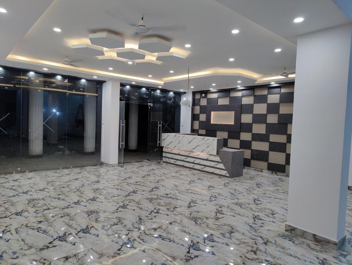 Hr Garden Hotell Deoghar Exteriör bild